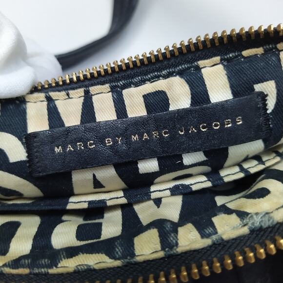 Marc by Marc Jacobs Black Leather Double Turnlock Pockets Zipper Crossbody Bag - Picture 14 of 16